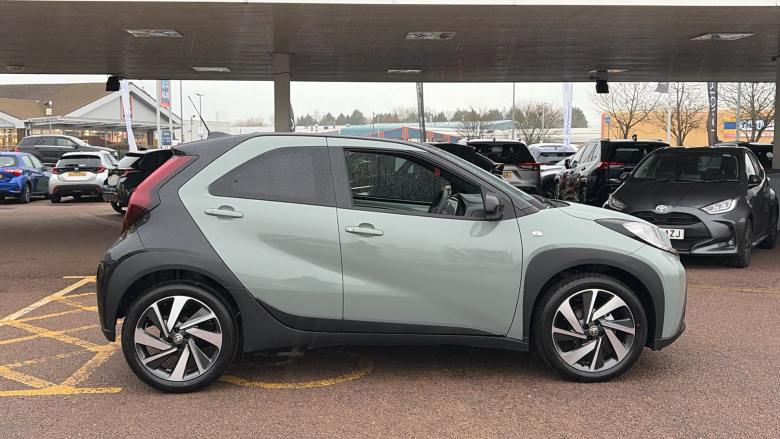 Toyota Aygo X 1.0 VVT-i Edge 5dr Petrol Hatchback